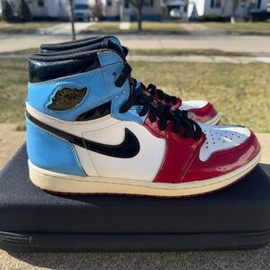 Jordan 1 Retro High
Fearless UNC Chicago